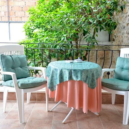 Hotel La Vie Butik 2*